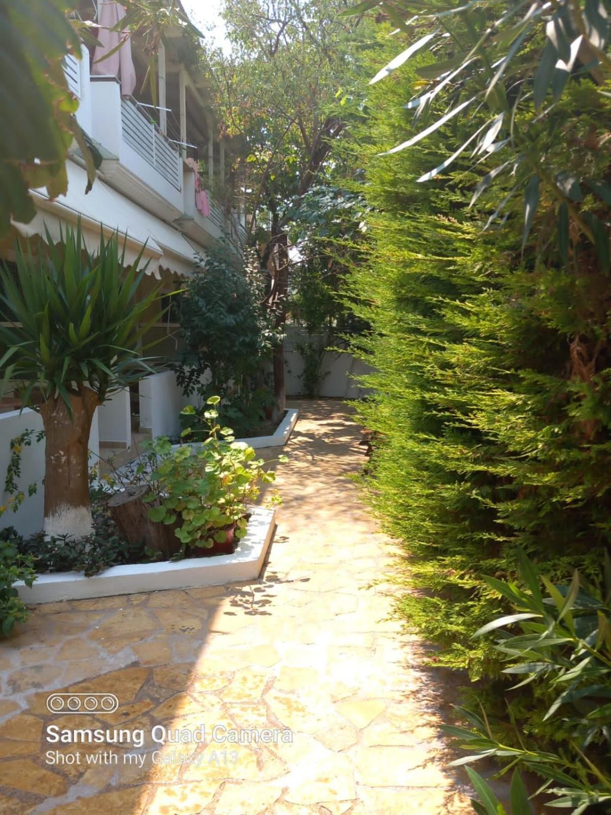 雷尼亚公寓式酒店 Kalamítsi 外观 照片